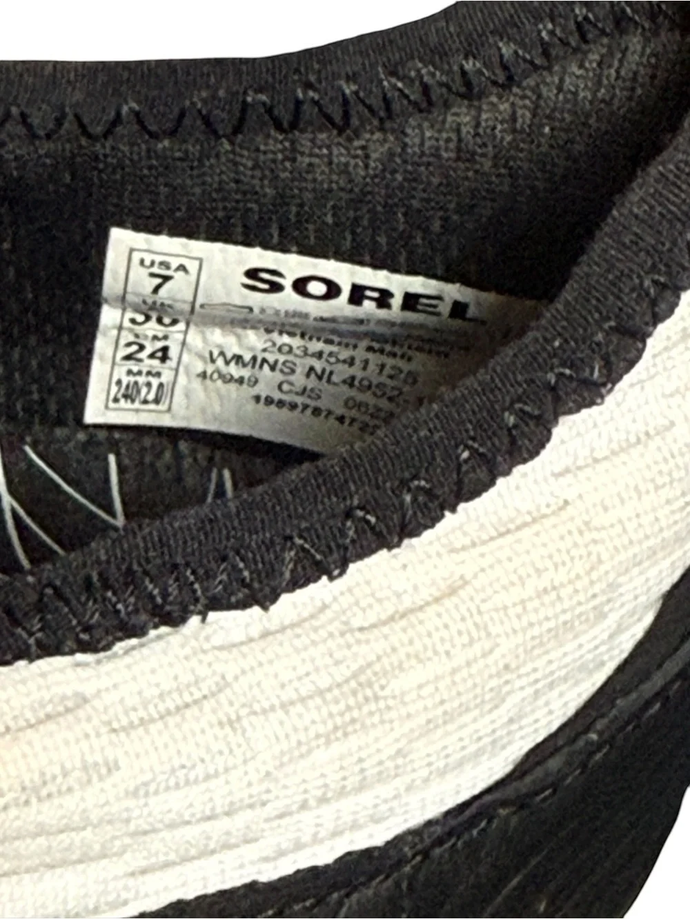 Sorel Kinetic Impact II Lace Sneakers White Black Orange Size 7